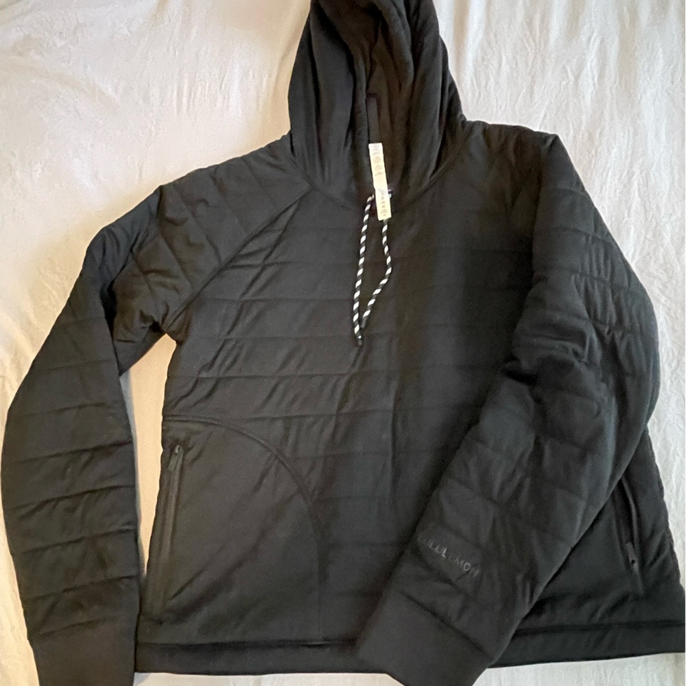 Lululemon Black Quilted Sweatshirt, EUC, size 8